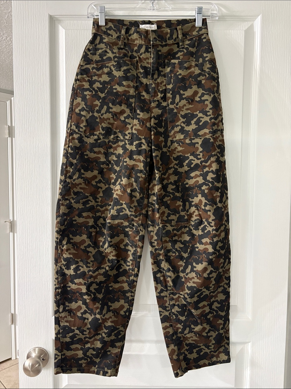 Avec Les Filles Barrel Pants — Brown & Green Camo